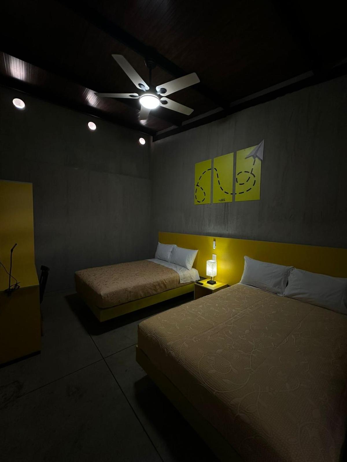 Check Inn Hostal Aeropuerto Gdl Las Pintas Zewnętrze zdjęcie
